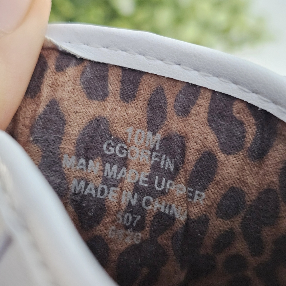 G By Guess Women's Orfin Faux-Leather Sneakers with Brand Accents Size 10 M - Picture 15 of 16